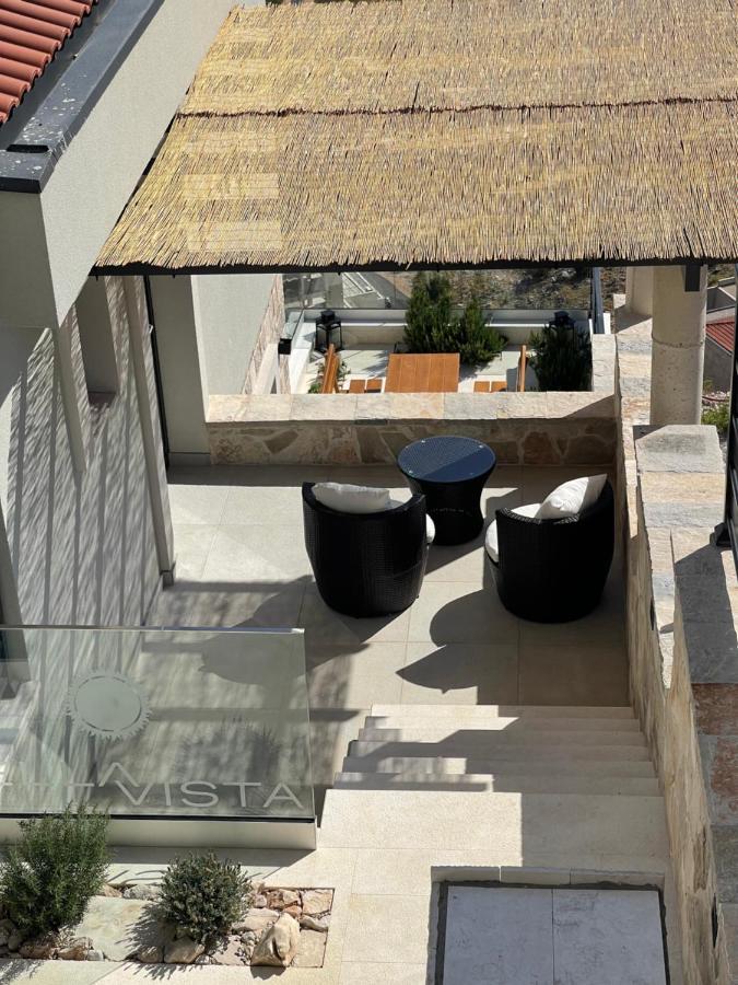 Bellavista Villa Ivanica Exteriör bild