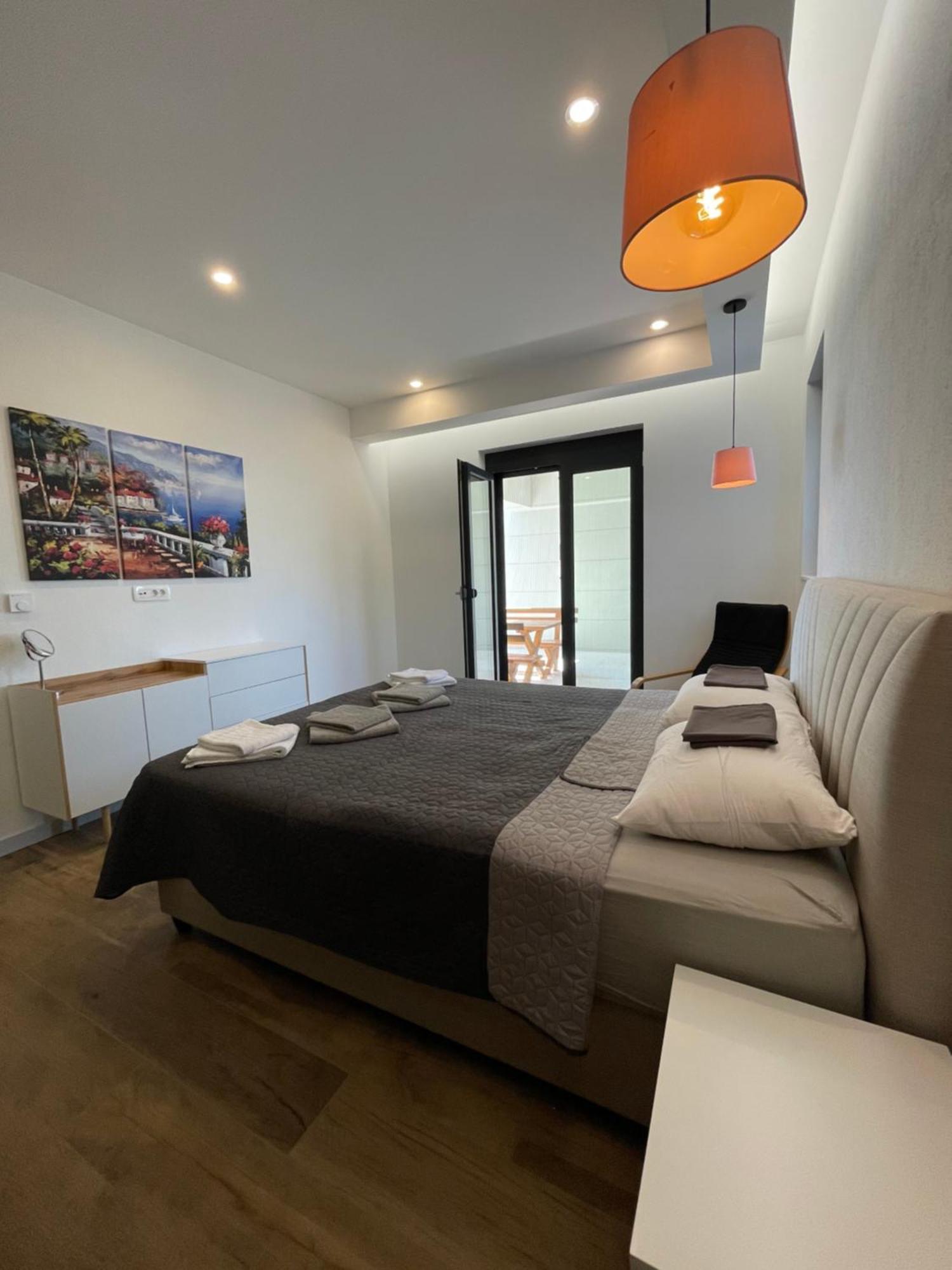 Bellavista Villa Ivanica Exteriör bild